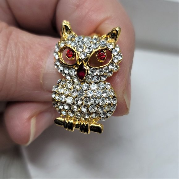 Sparkling Rhinestone Owl Pin Brooch Ruby Eyes - Picture 5 of 8